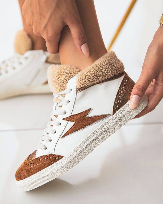 Zapatillas altas de mujer en camel con rayo y cordones Sol ne