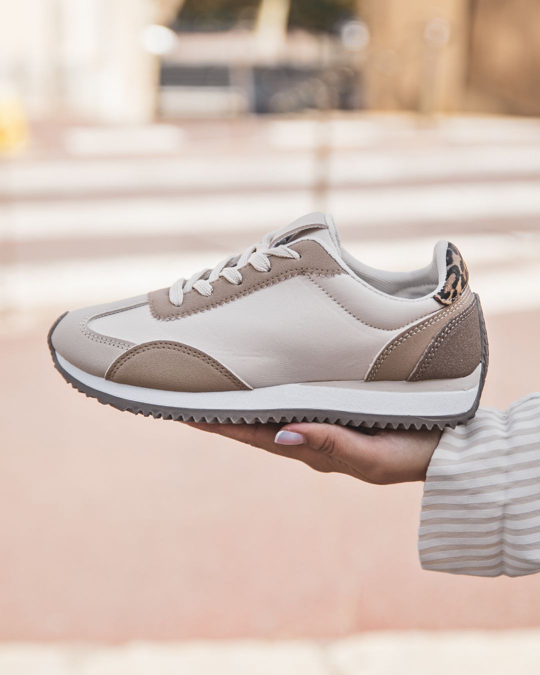 Zapatillas leopardo mujer con cordones - Laurie - Casualmode.es