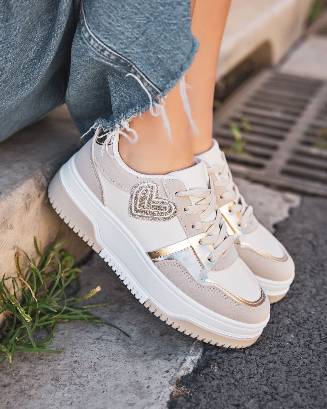 Zapatillas plataforma mujer beige con cordones Isabelle