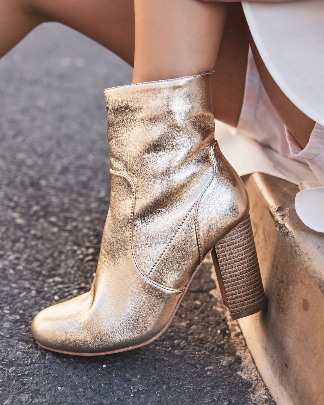 Botines dorados mujer con tacón - Haylee - Casualmode.es