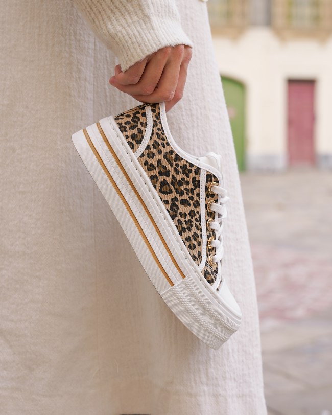 Zapatillas leopardo mujer con cuña y cordones - Ludivine - Casualmode.es