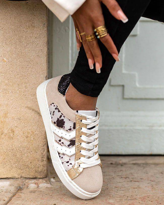 Zapatillas de mujer con estampado de leopardo y cordones - CL52 COW - Casualmode.es