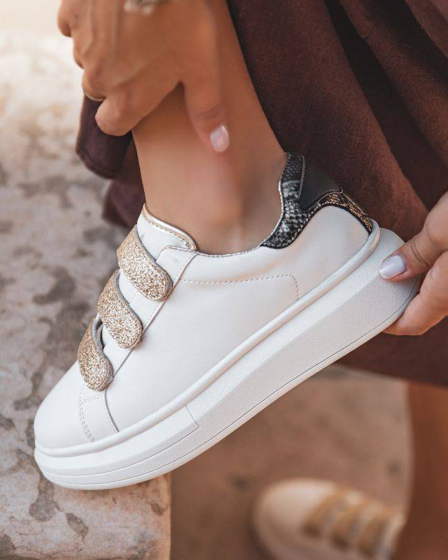 Zapatillas deportivas de mujer blancas con velcro - CL24 GOLD - Casualmode.es